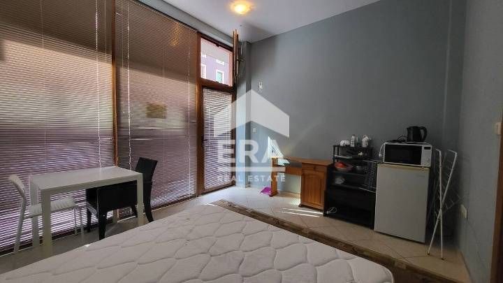 Продава се Едностаен апартамент в Поморие - 29 кв.м за 801 €/кв.м - Снимка #2
