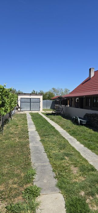 Vând casa cu teren 1522 mp