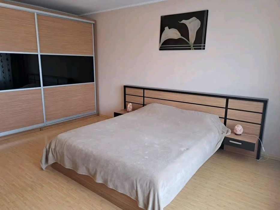 Închiriez ap 2cam