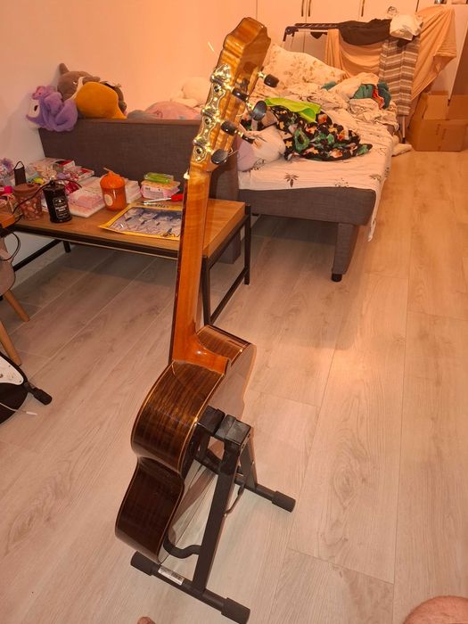 Vând chitară clasică Cordoba C7 CD Iberia – originală