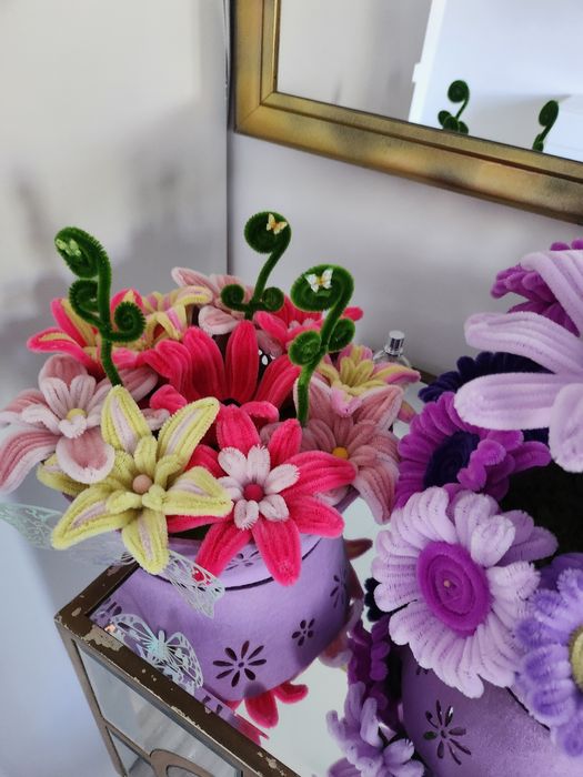 Decoratiuni florale lucrate manual