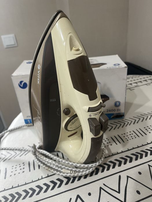 Утюг vitek продам