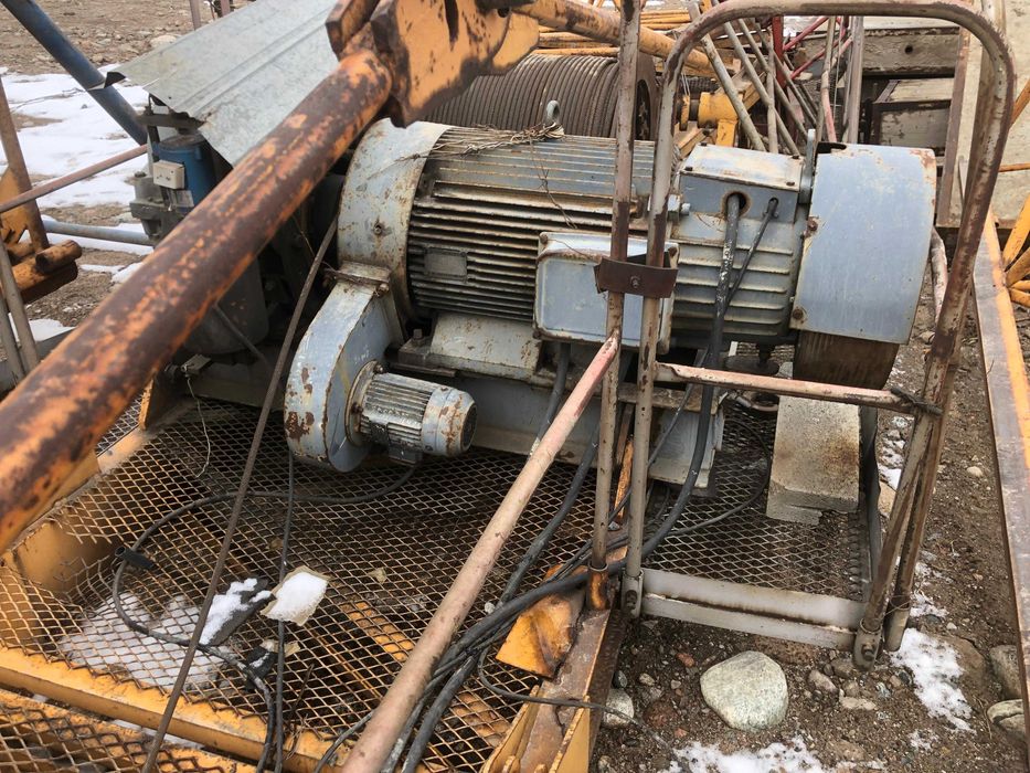 Башенный кран QTZ-80