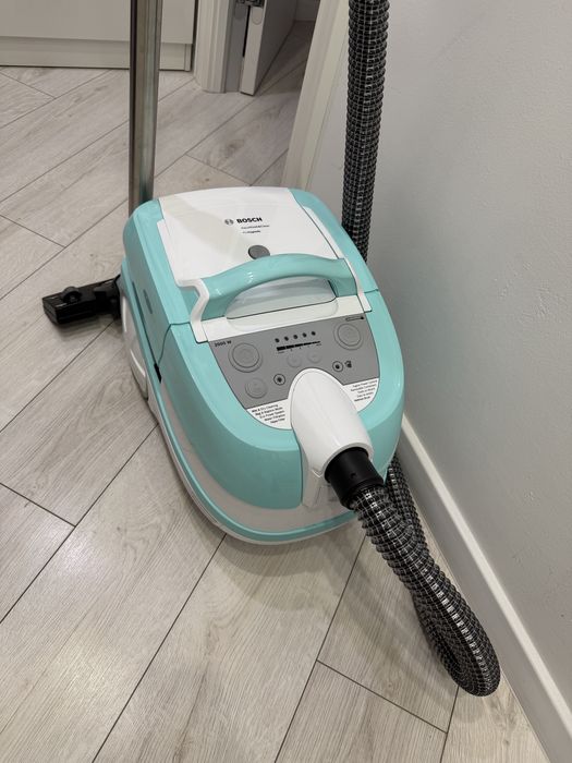 Пылесос bosсh serie 4
