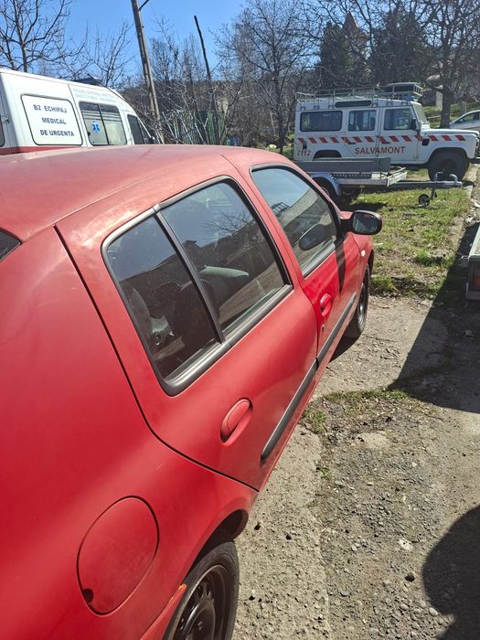 RENAULT Clio 2005 — imagine 4