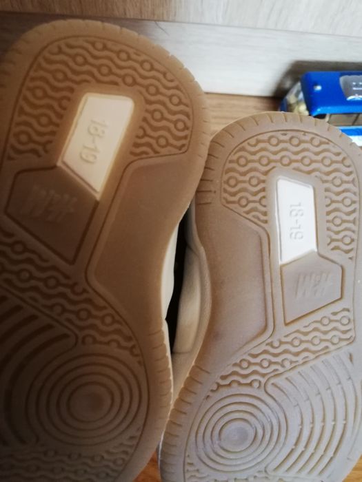 Pantofi și ghetuțe copii H&M nr.18/19