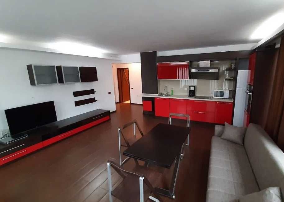 Дава се под наем Тристаен апартамент в Пловдив, Кючук Париж - 78 кв.м за 255 € - Снимка #2