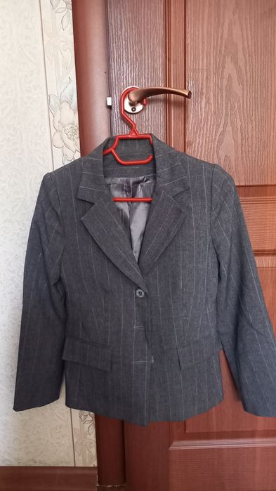 Продам вещи на осень