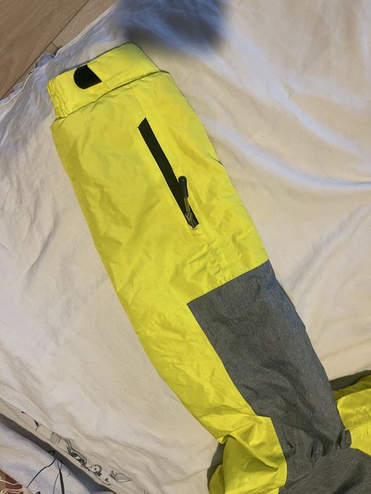 Яке за ски и ски маска