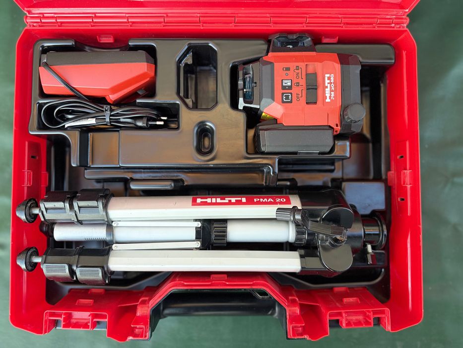 Hilti PM 30-MG лазерен нивелир + батерия 5.5Ah + статив PMA 20