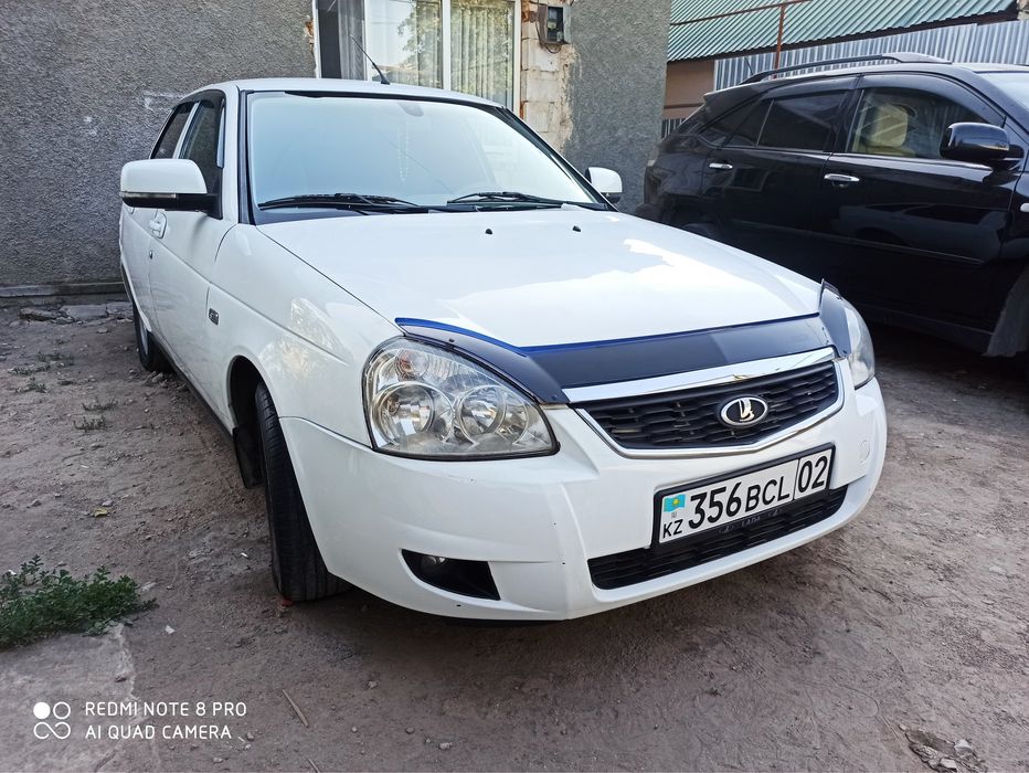 Ваз Lada priora 2014 год