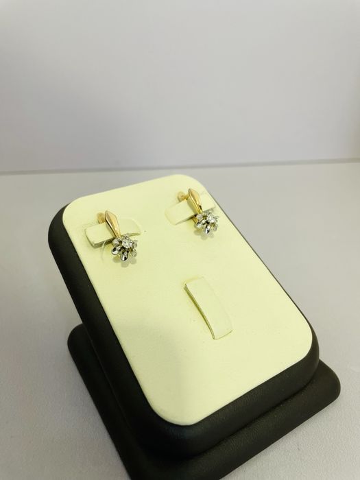 Золотые серьги с бриллиантами, 585 / СА168401