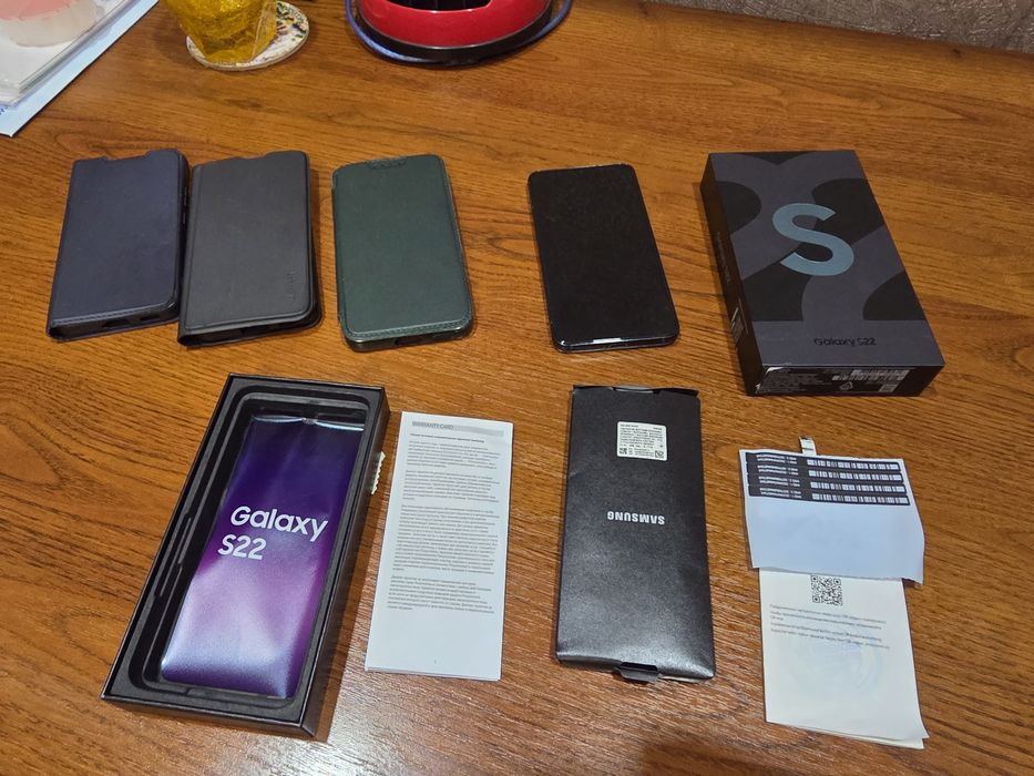 смартфон samsung galaxy S22