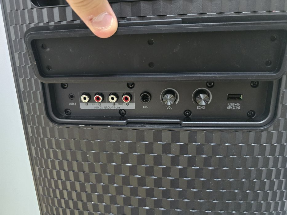 Продаю Караоке box X-STAR