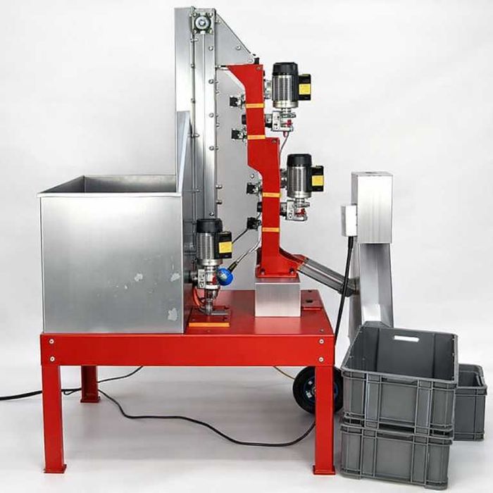 Sistem automat spargere nuci și alune cu separarea miezului de coaja