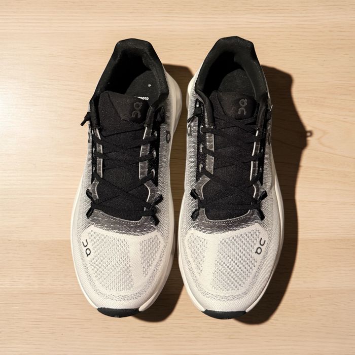 Новые кроссовки On