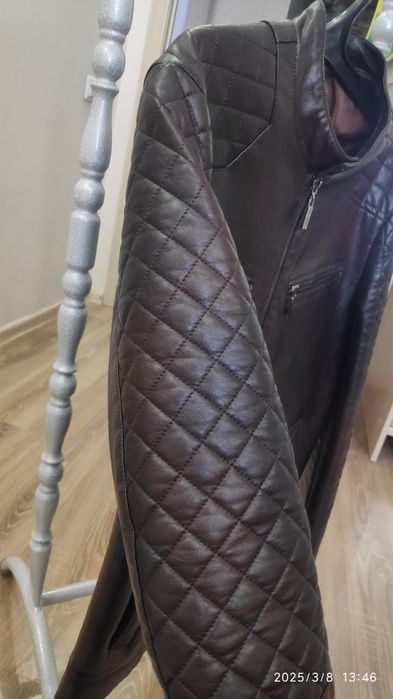 Продам куртку мужскую 48 размер