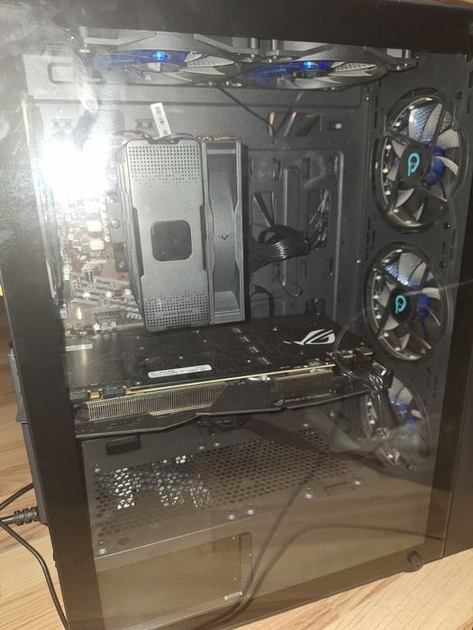 Vand pc gaming ideal pentru streaming