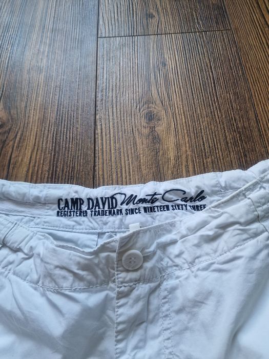 Страхотни мъжки къси панталони САМР
DAVID размер L ,без забележки като