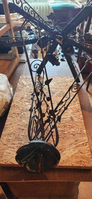 Lustra vintage din fier forjat