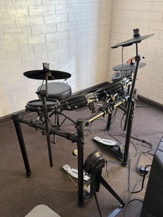alesis электр барабаны