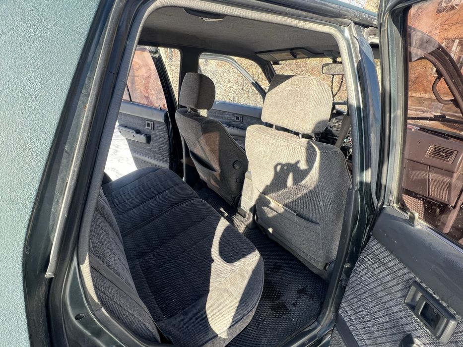 Продам машину toyota 4runner 130