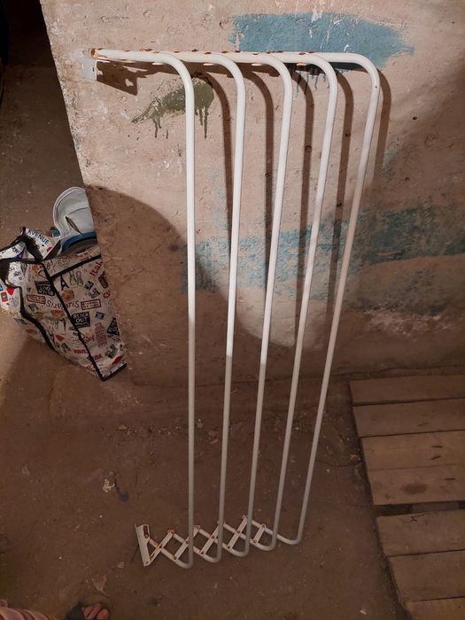 Продам вешалки и обувницы