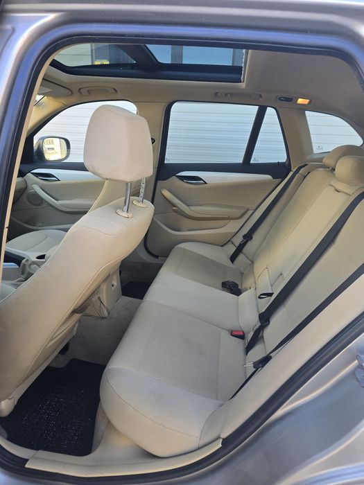 BMW X1 2010 — imagine 4