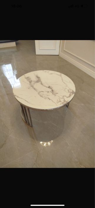 Журнальный столик