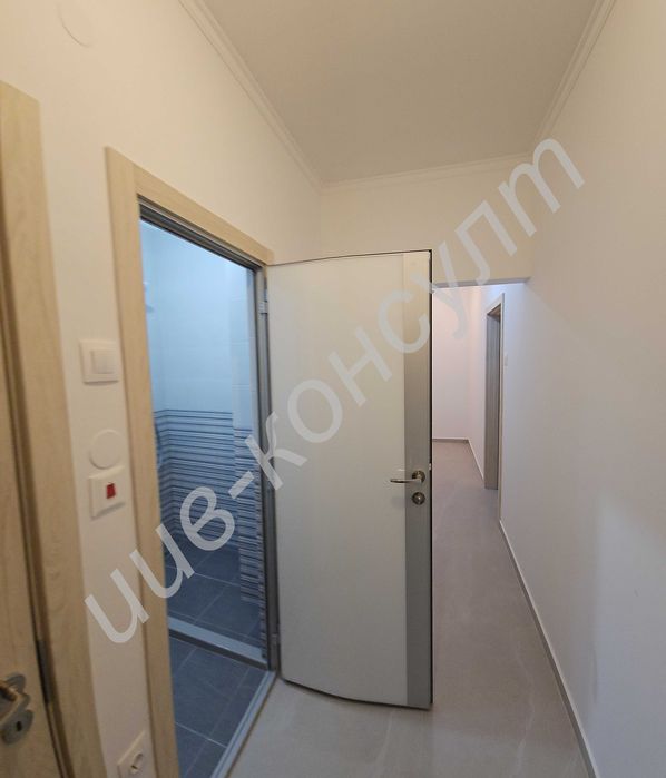 Тристаен апартамент в саниран блок, широк център гр. Велико Търново