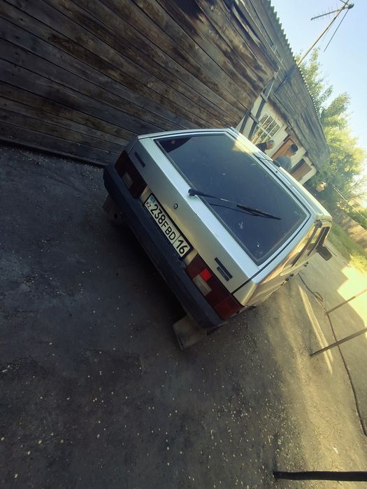 Продам ваз 2109 срочно