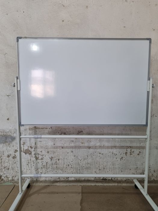 Yangi markerli oq doska 90x120