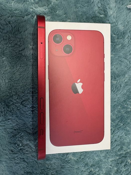 Vand iPhone 13 utilizat