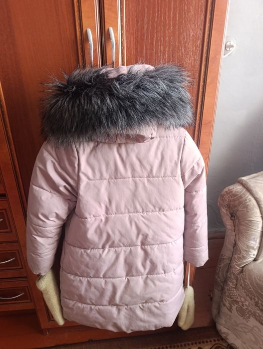 Продам куртку и комбенизон на девочку