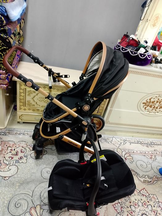 Каляска с автокреслам