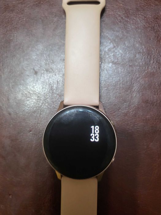 Ceas  femei Samsung Galaxy Active2 Smartwatch