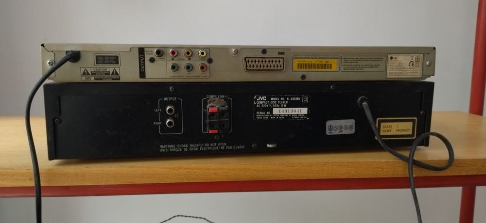 DVD плеър LG DVX 276.