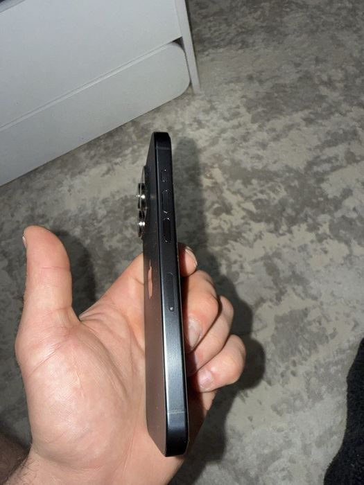 Iphone 15 pro black titan 128gb