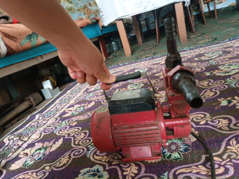 Насос водяной наружный