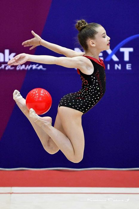 Трико за художествена гимнастика