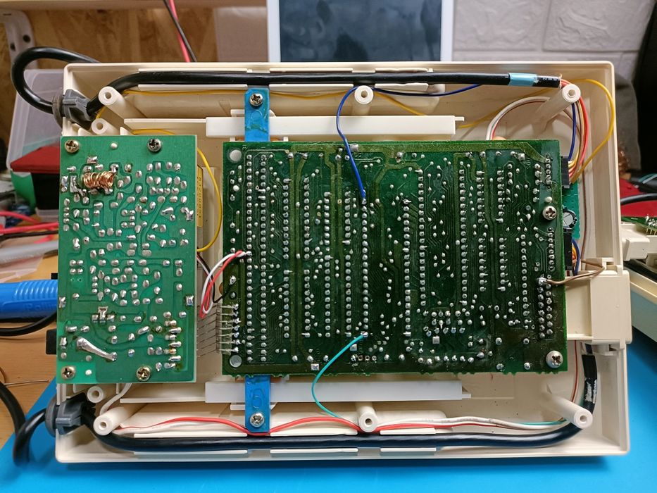 Consolă modată Nintendo Famicom originală