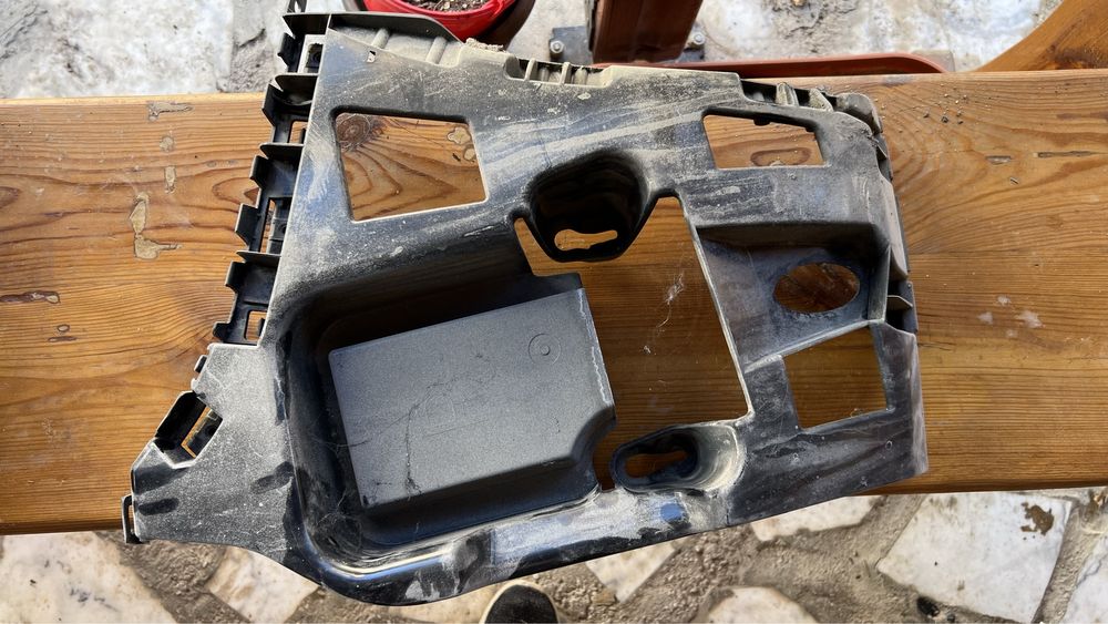 Задна броня за BMW F20 LCI facelift с държачи