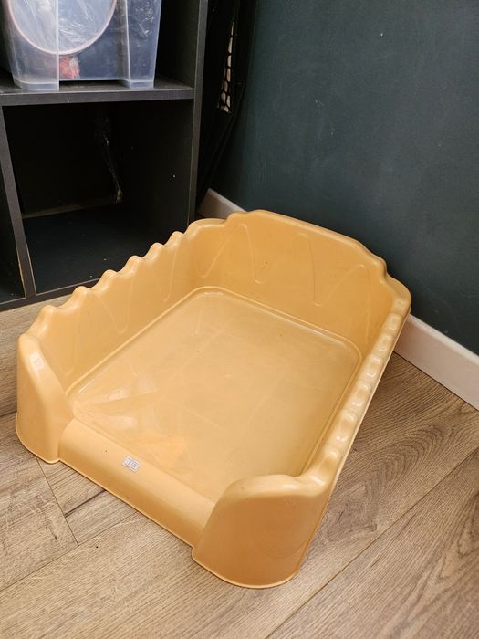 Лоток для щенка / собаки с сеткой, новый (45×50 см)