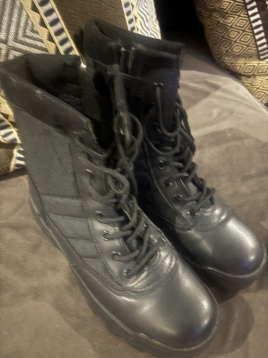 Продам берцы новые 7.000т