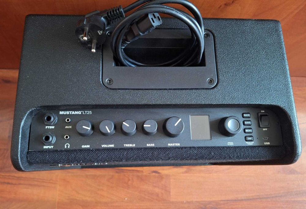 Vand amplificator chitara electrica