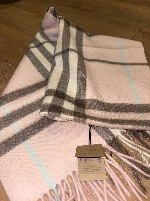 ОРИГИНАЛЕН BURBERRY Ash rose Check кашмирен шал