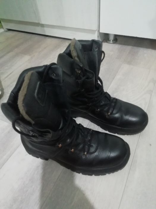 Продам берцы зимние и летние