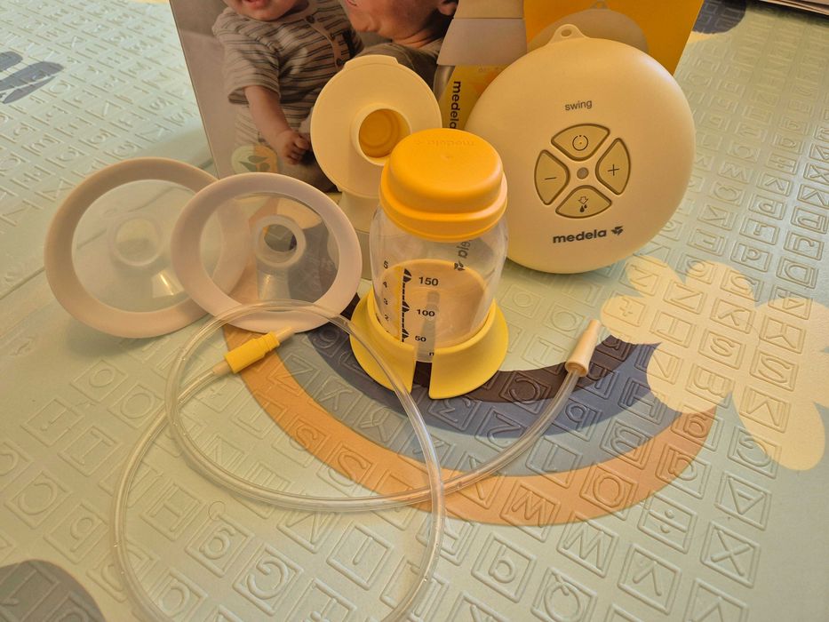Помпа за кърма Medela Swing Flex + подарък