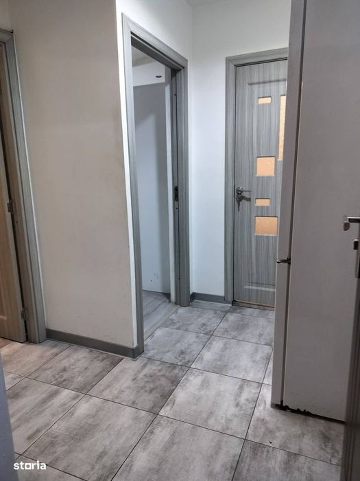 Vand garsoniera Mioveni Robea