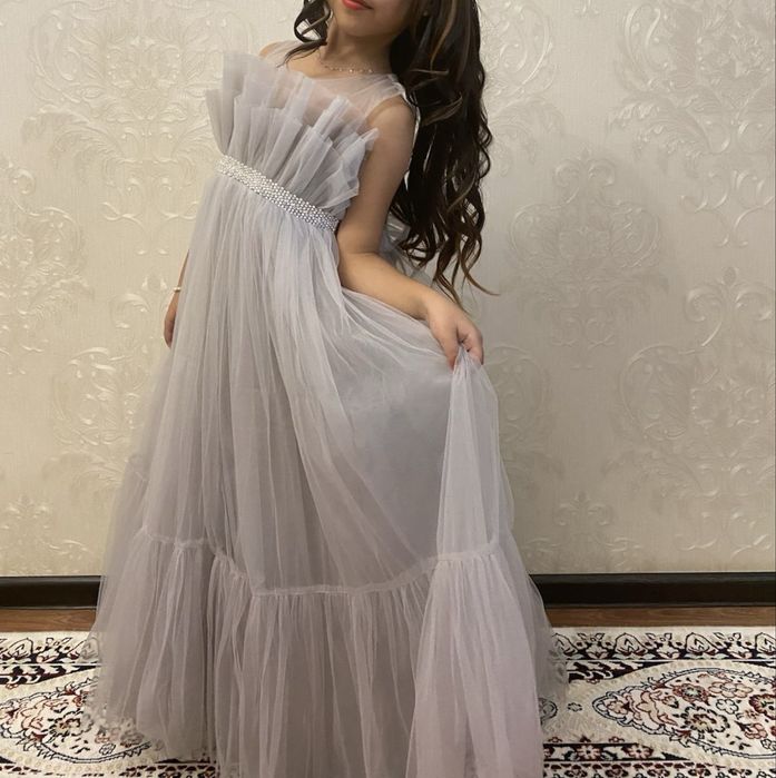 Нарядный платья.